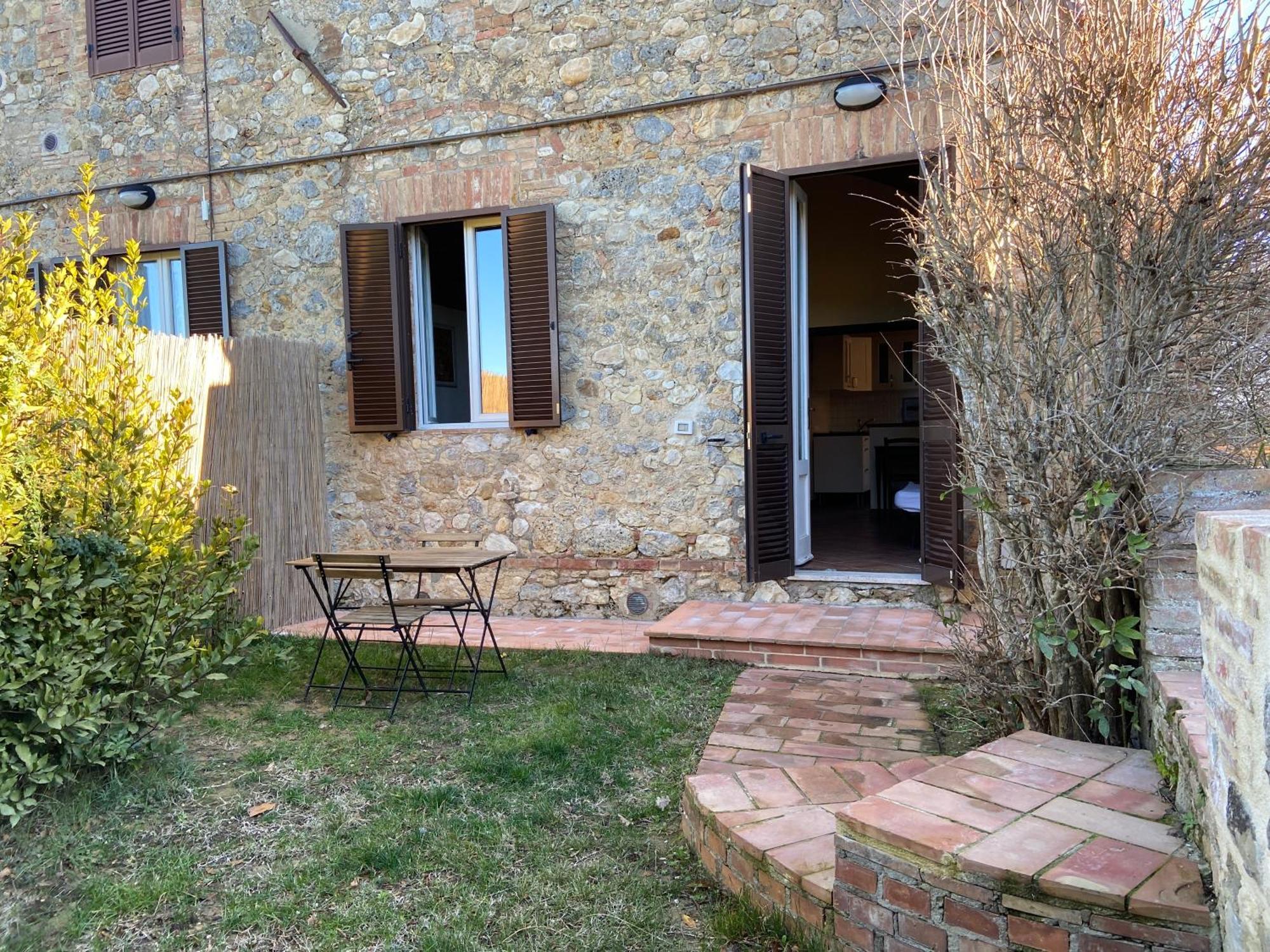 Residence La Torre alle Tolfe Siena Esterno foto